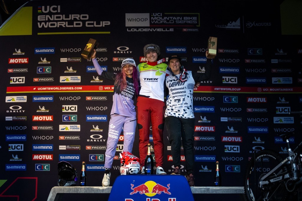 podium 1 women.jpg?VersionId=fBspt0PGtU